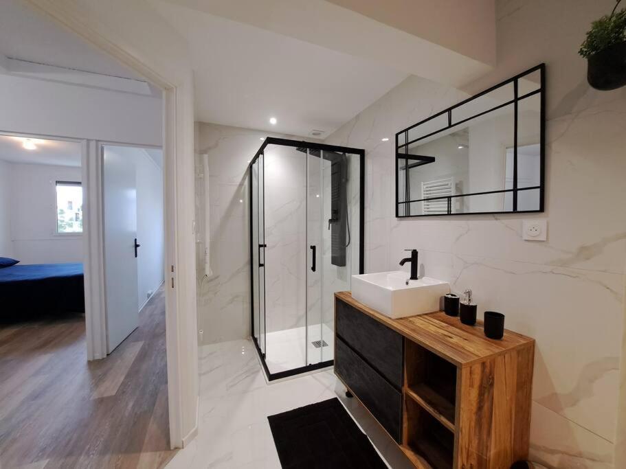 Ferienwohnung Camden - Exterieur Et Parking Reims Exterior foto