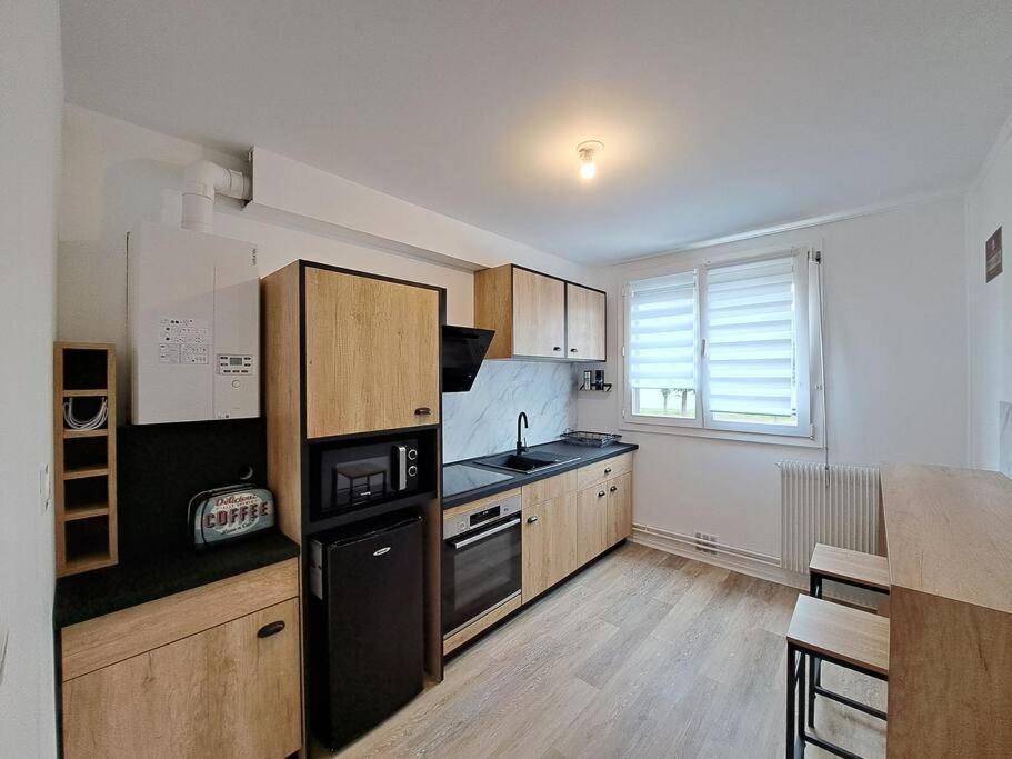Ferienwohnung Camden - Exterieur Et Parking Reims Exterior foto